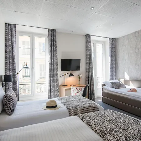 Saint Gothard Hotel 3*
