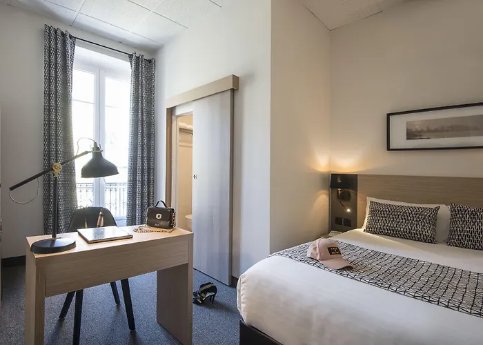 Otel Saint Gothard 3*